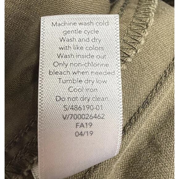 ATHLETA Women’s Summit Cargo Pant Olive Green Stripe Utility Hiking Pants Size 2 - Picture 9 of 14